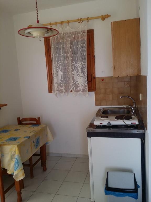 Esperides Apartment Batsi  Ngoại thất bức ảnh