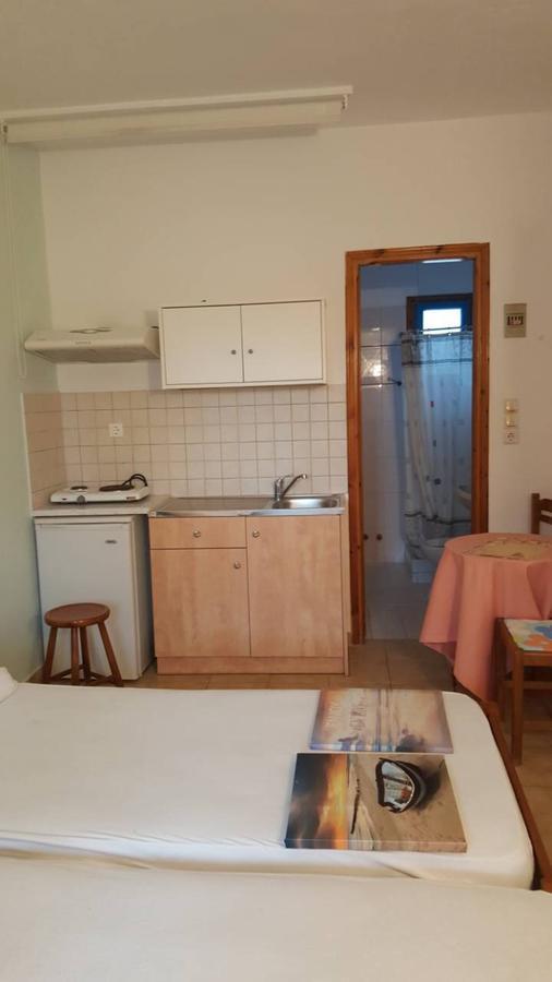 Esperides Apartment Batsi  Ngoại thất bức ảnh