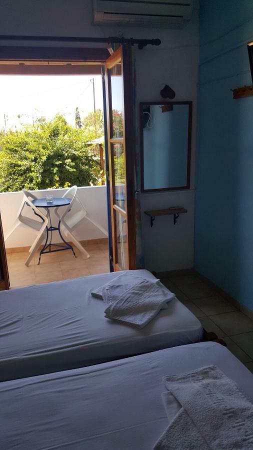 Esperides Apartment Batsi  Ngoại thất bức ảnh